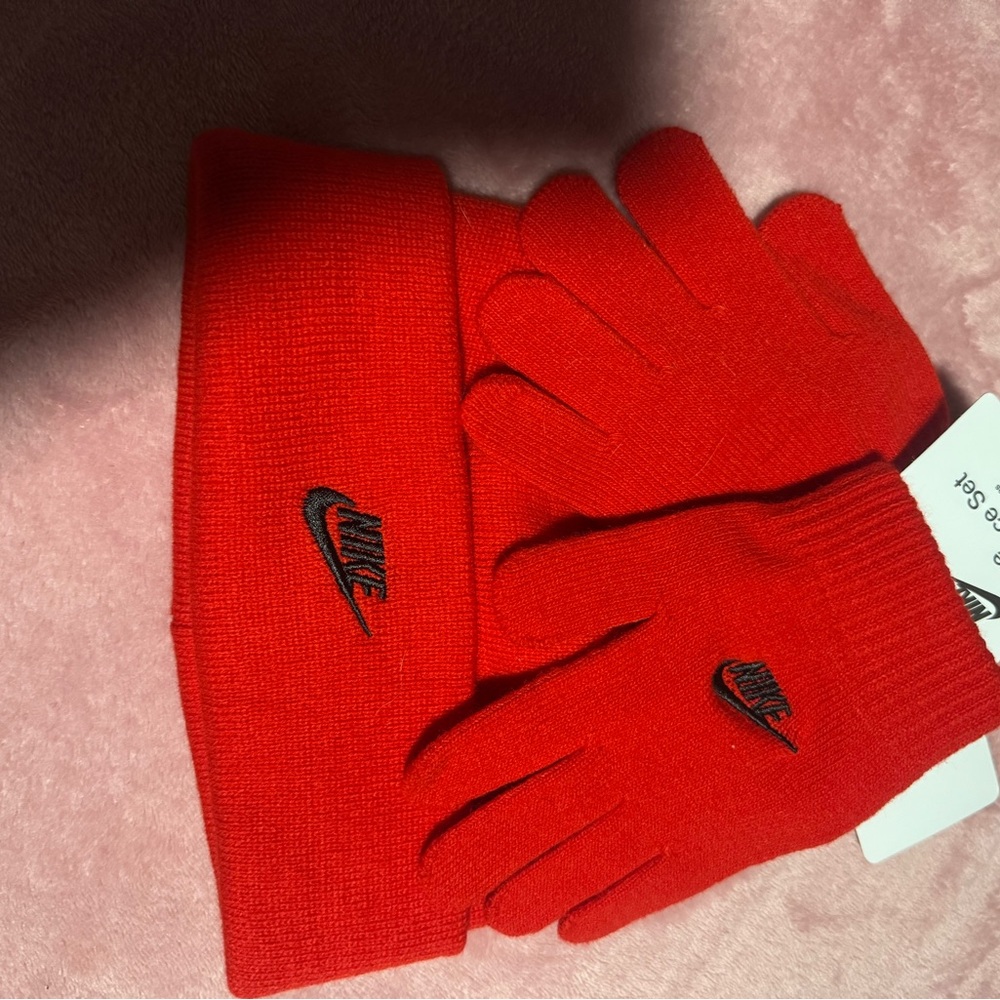 Nike Vibrant Red Winter Set